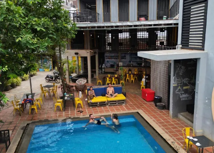 Hostel White Rabbit