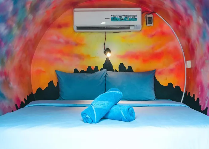 Hostel White Rabbit Siem Reap